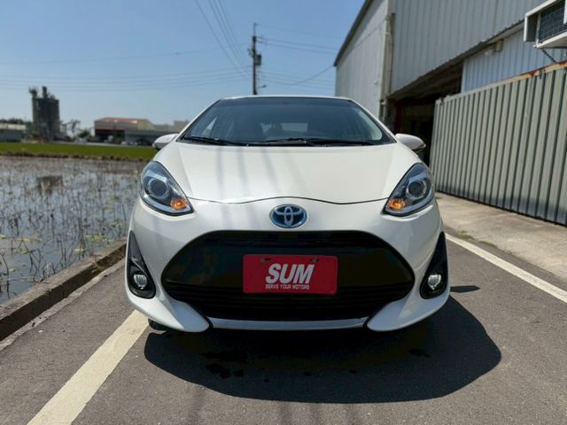 PRIUS  第9張相片
