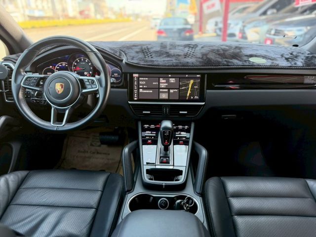 CAYENNE  第2張相片