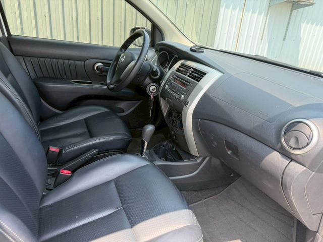 LIVINA  第2張相片