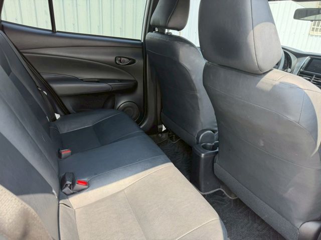 YARIS  第7張相片