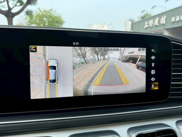 GLE-CLASS COUPE  第9張相片