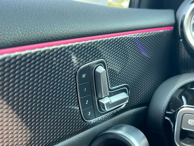 A-CLASS SEDAN V177  第13張相片