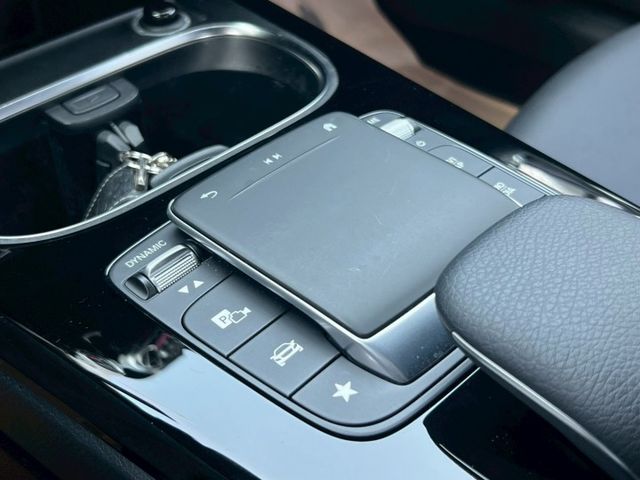 A-CLASS SEDAN V177  第14張相片