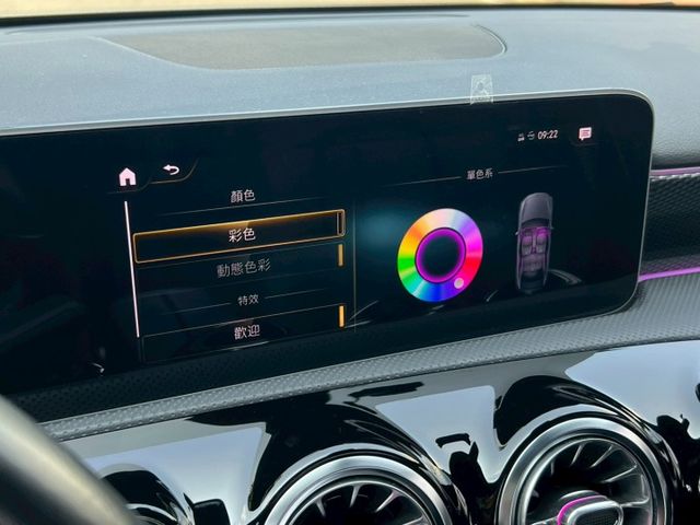 A-CLASS SEDAN V177  第17張相片