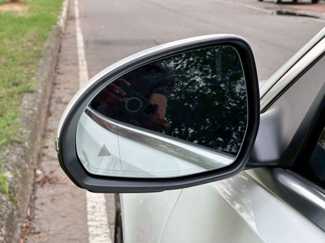 C-CLASS SEDAN W206  第8張相片