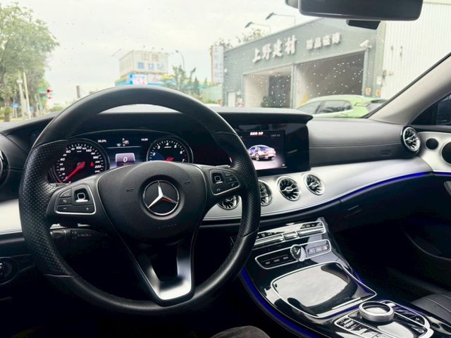 E-CLASS COUPE C207  第8張相片
