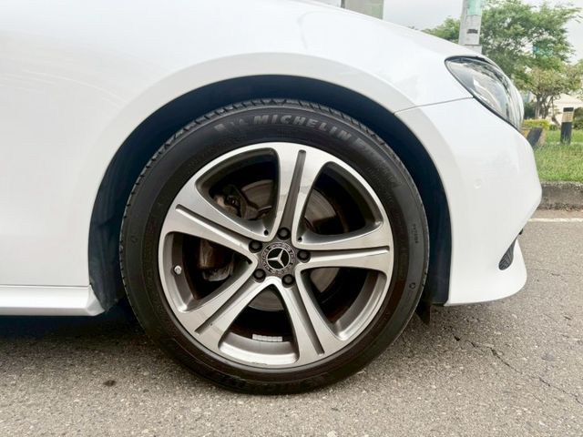 E-CLASS COUPE C207  第14張相片