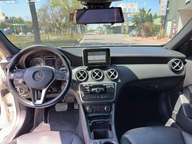 A-CLASS W176  第12張相片