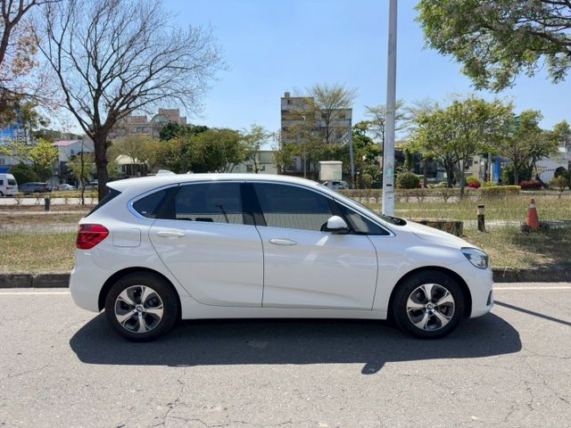2 SERIES ACTIVE TOURER  第5張相片