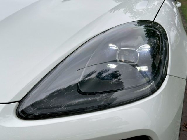 CAYENNE  第4張相片