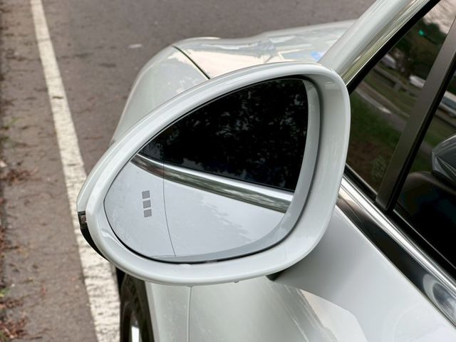 CAYENNE  第10張相片