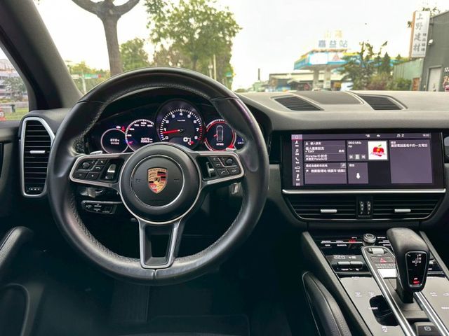 CAYENNE  第20張相片