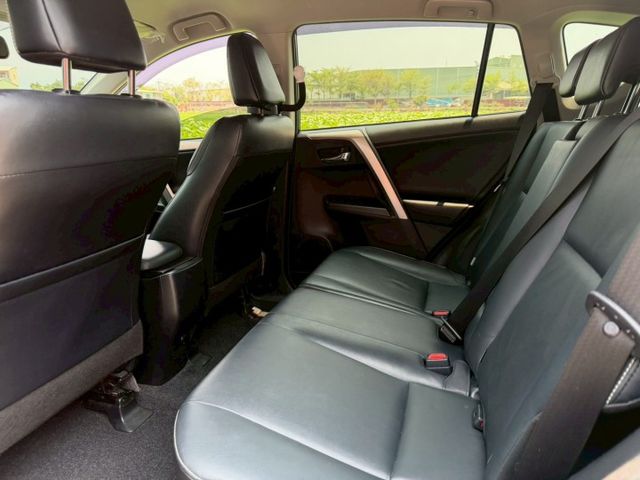 RAV4  第4張相片