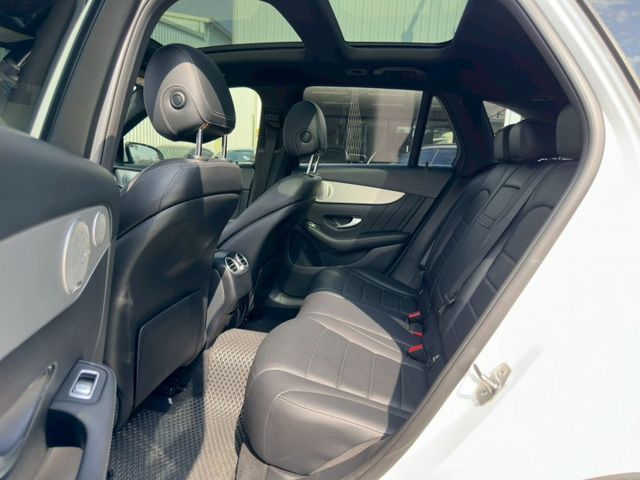 GLC-CLASS  第14張相片