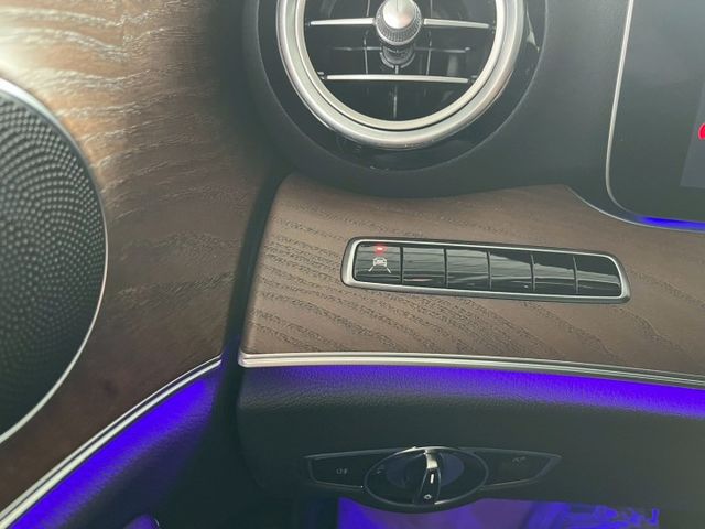 E-CLASS ESTATE S213  第2張相片