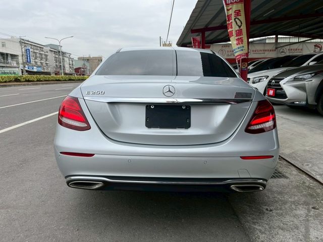 E-CLASS ESTATE S213  第10張相片