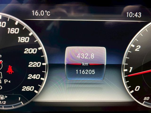 E-CLASS ESTATE S213  第16張相片