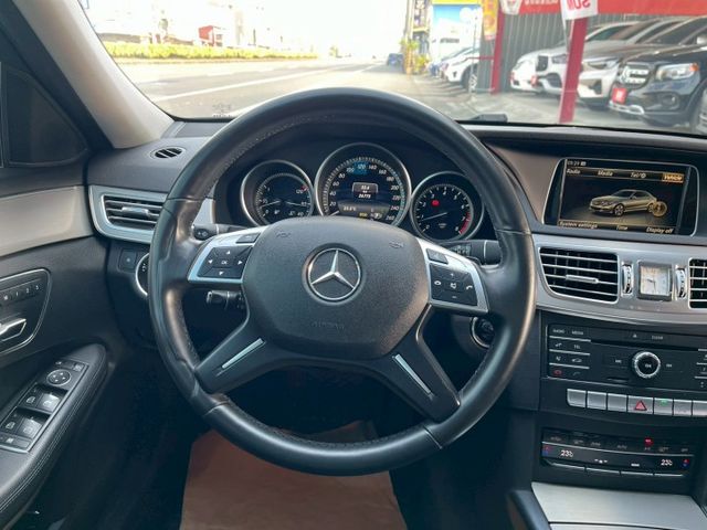 E-CLASS W212  第8張相片