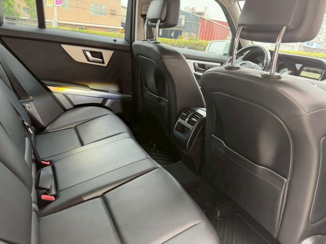 GLK-CLASS X204  第2張相片