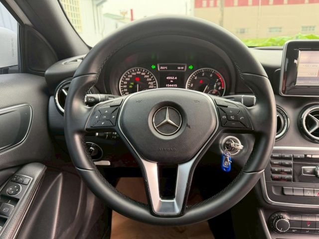 A-CLASS W176  第9張相片