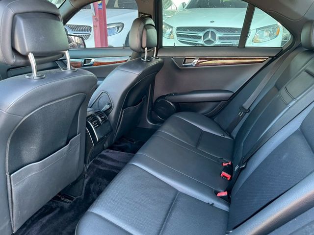 C-CLASS SEDAN W204  第6張相片
