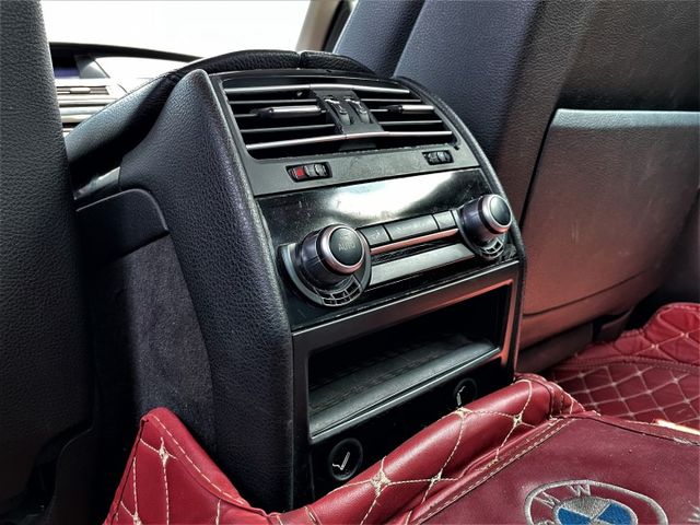7 SERIES SEDAN F02  第16張相片