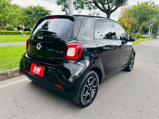 FORFOUR  第13張相片