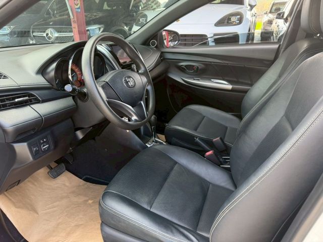 YARIS  第8張相片