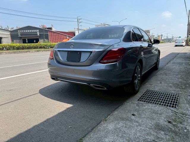 C-CLASS SEDAN W205  第3張相片