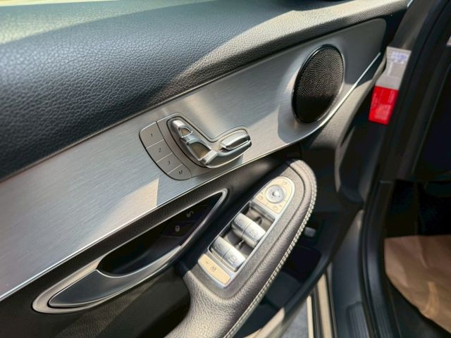 C-CLASS SEDAN W205  第8張相片