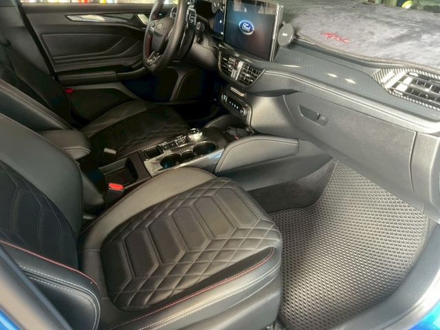 FOCUS WAGON  第4張相片