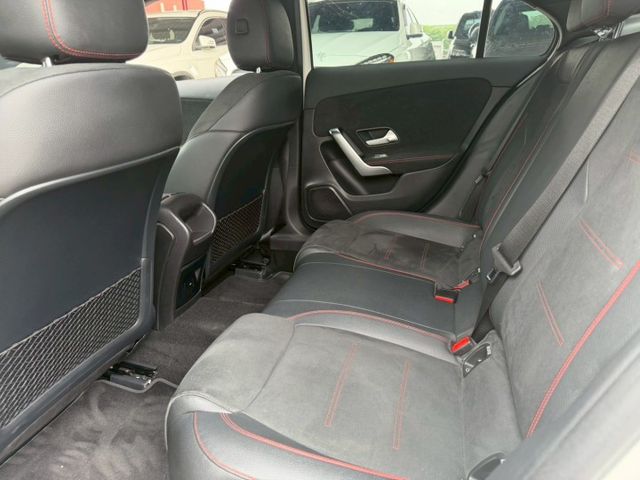 A-CLASS SEDAN V177  第11張相片