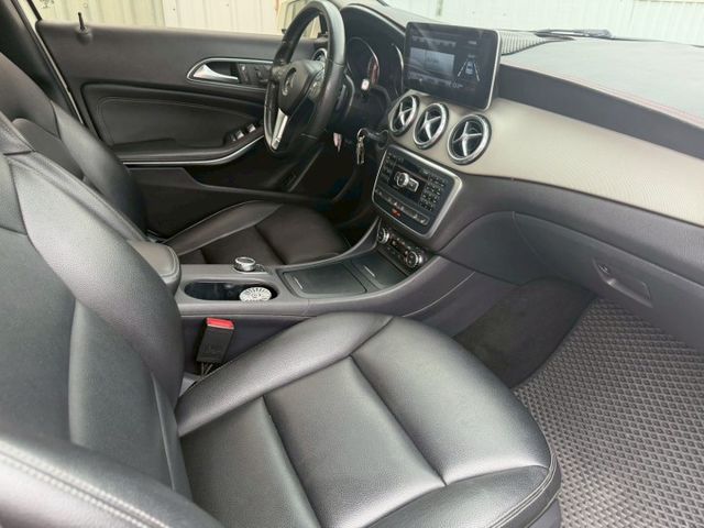 GLA-CLASS X156  第9張相片