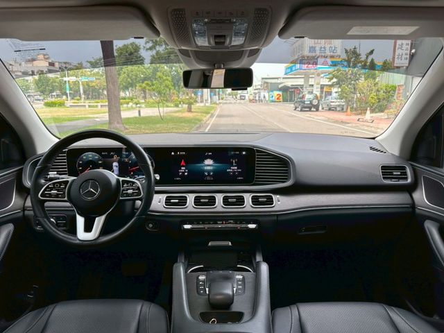 GLE-CLASS  第20張相片
