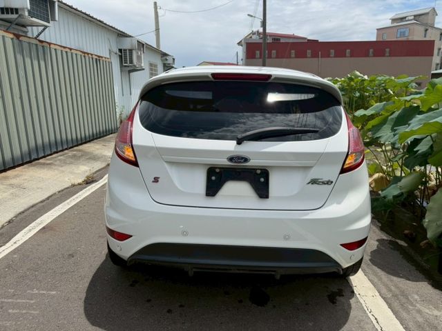 FIESTA  第9張相片