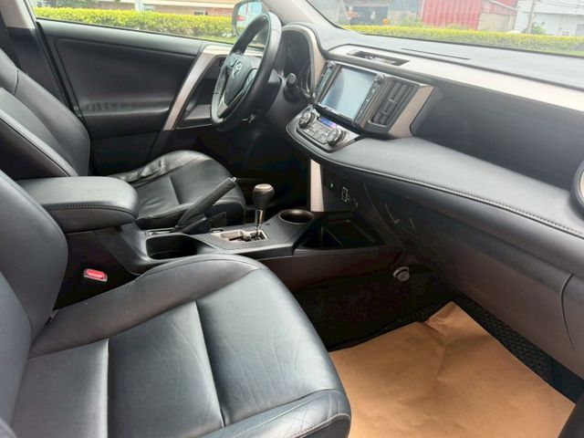 RAV4  第2張相片