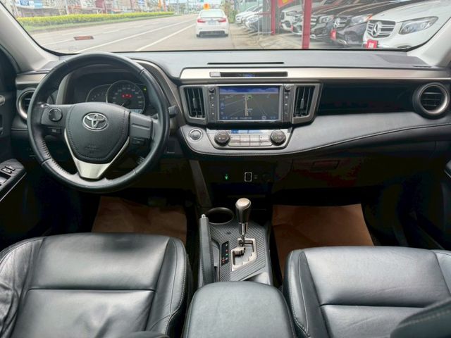 RAV4  第4張相片