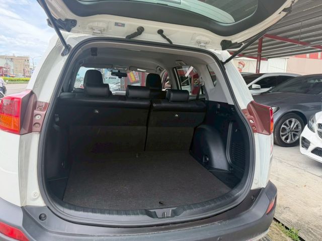 RAV4  第8張相片