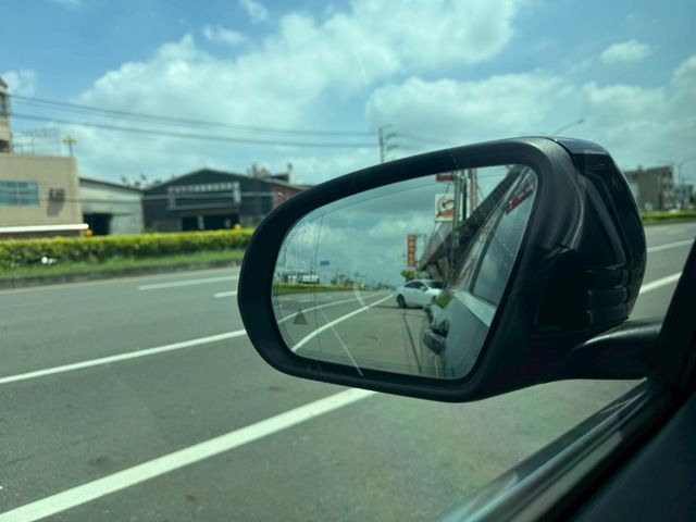 C-CLASS SEDAN W205  第4張相片