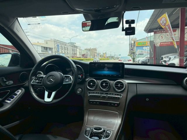 C-CLASS SEDAN W205  第18張相片