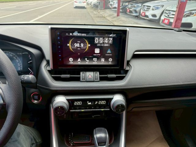RAV4  第12張相片
