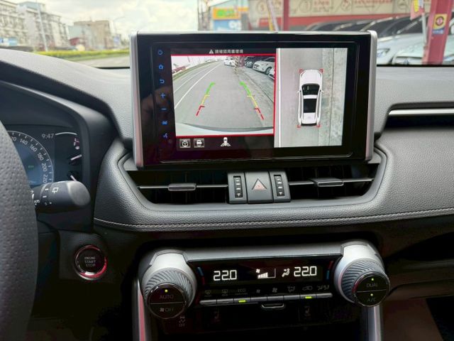 RAV4  第16張相片