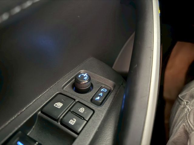 ALTIS  第16張相片