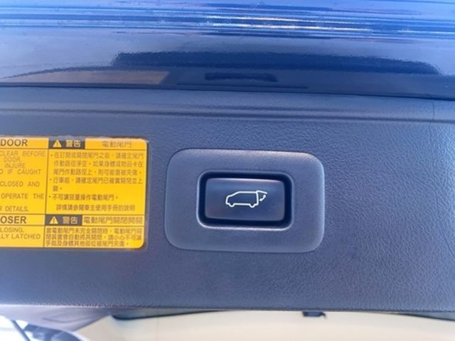 TOYOTA豐田 ALPHARD  第18張相片