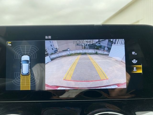 M-BENZ賓士 GLA180  第7張相片