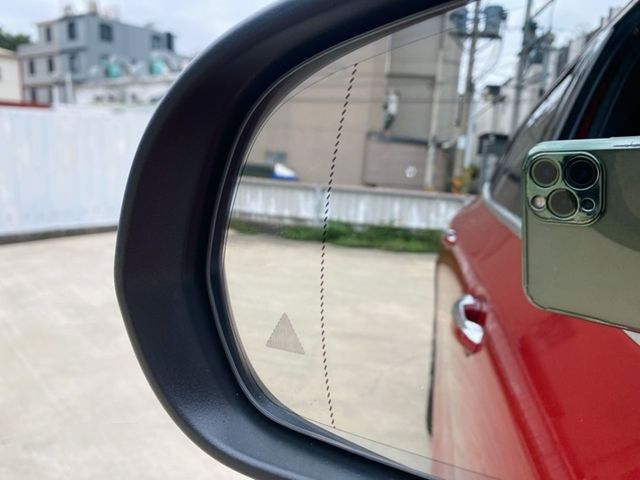 M-BENZ賓士 GLA180  第16張相片