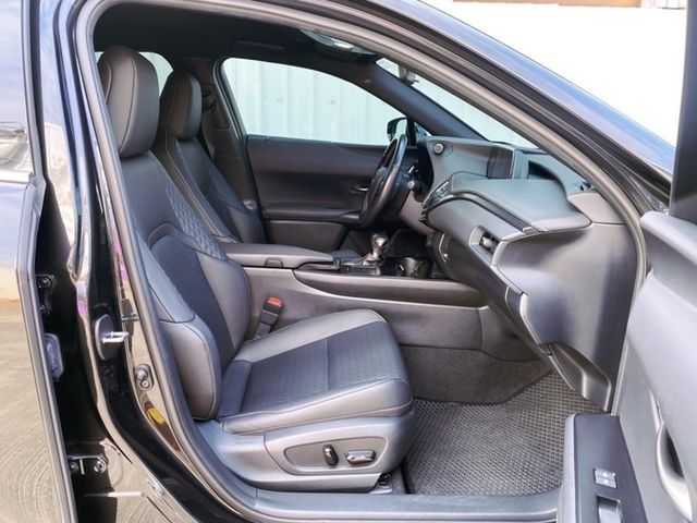 LEXUS凌志 UX200  第9張相片