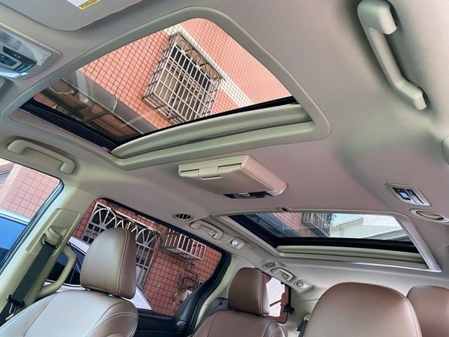 TOYOTA豐田 SIENNA  第8張相片