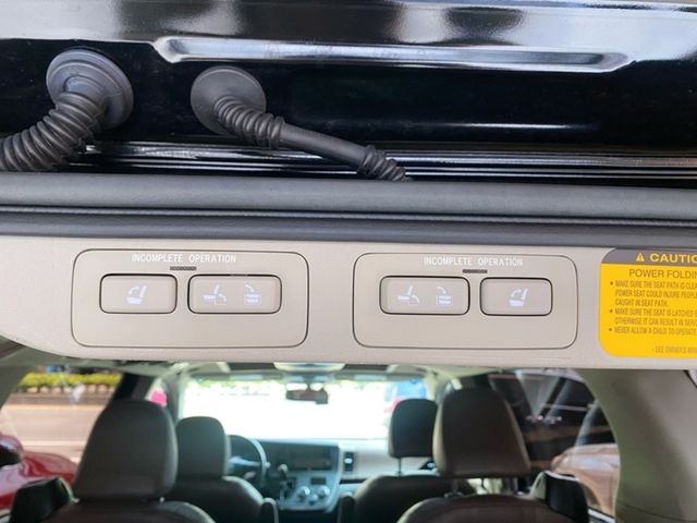 TOYOTA豐田 SIENNA  第16張相片