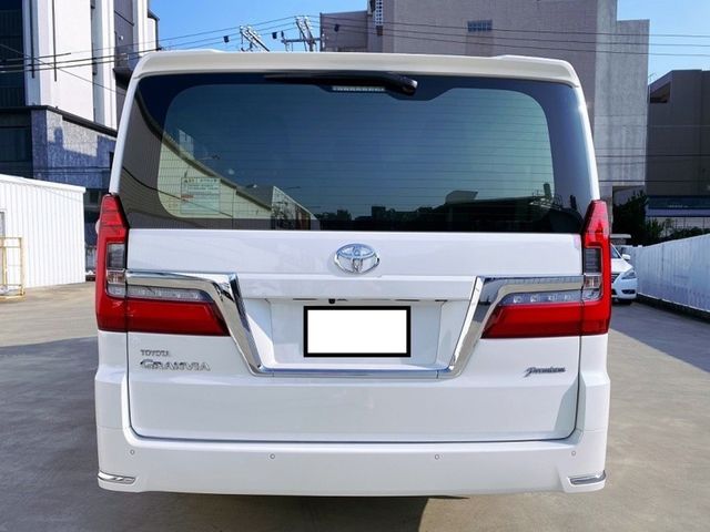 TOYOTA豐田 GRANVIA  第7張相片